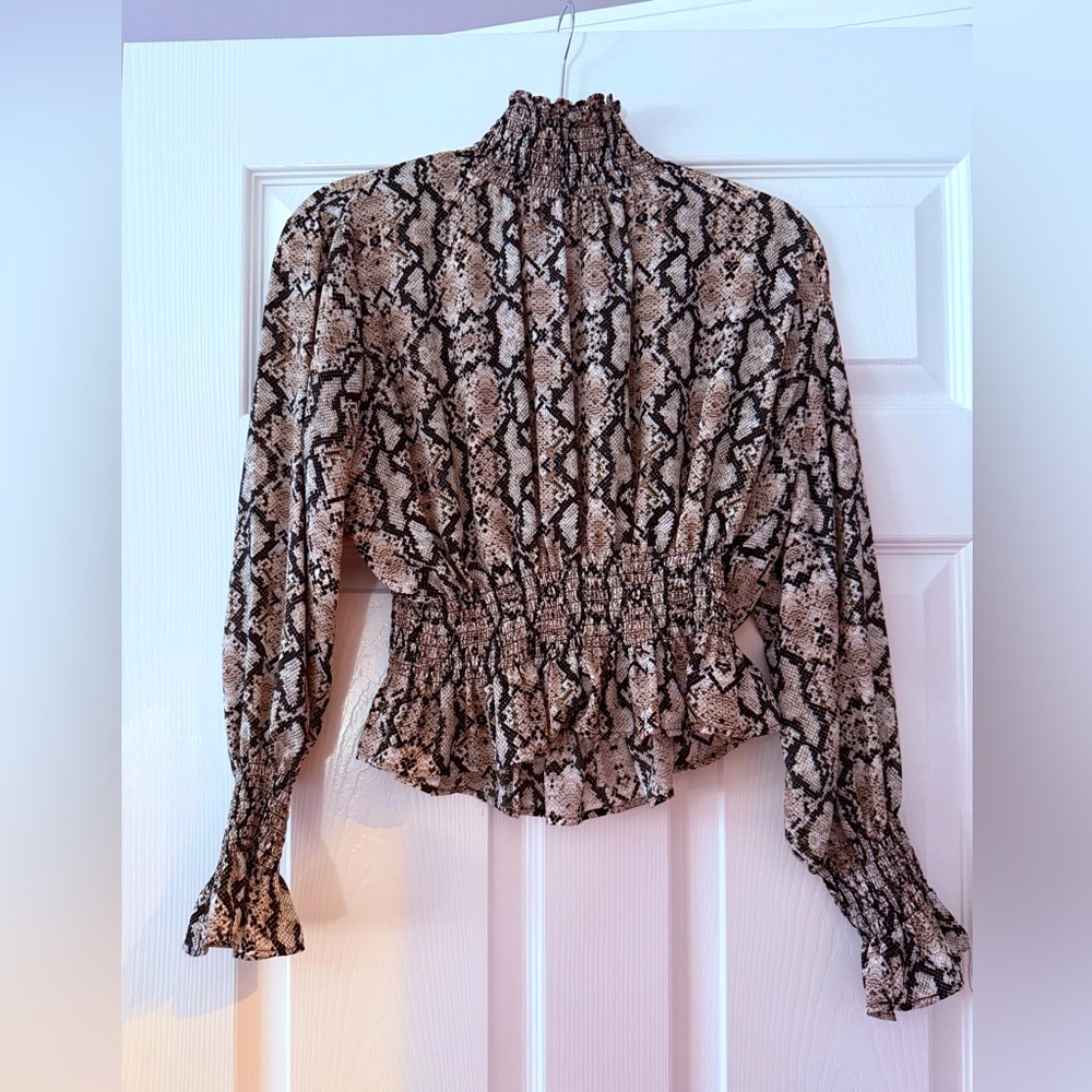 Women's Snake Print Smocked Top